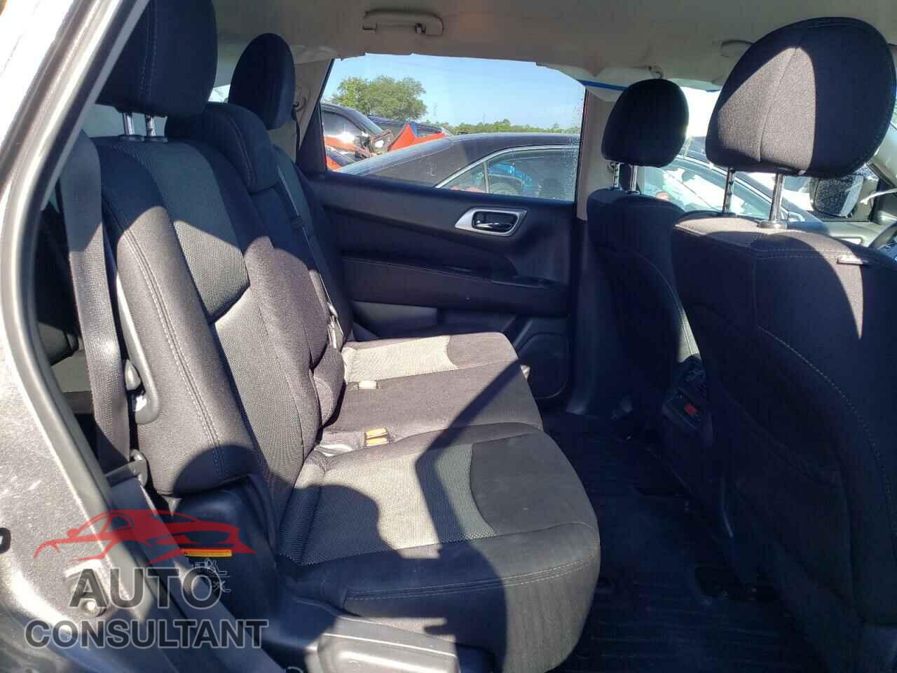 NISSAN PATHFINDER 2017 - 5N1DR2MN4HC683755