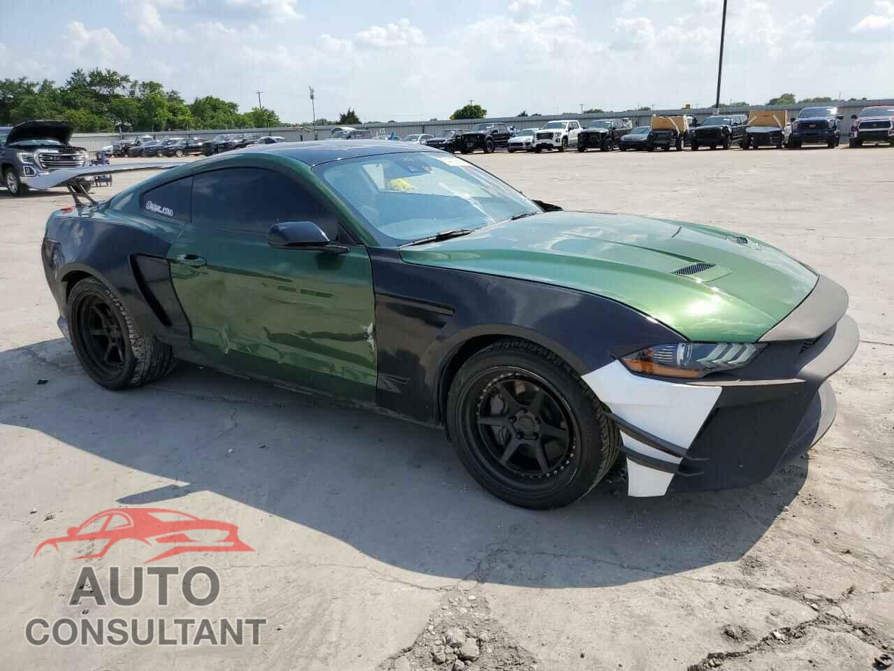 FORD MUSTANG 2022 - 1FA6P8CF7N5113867