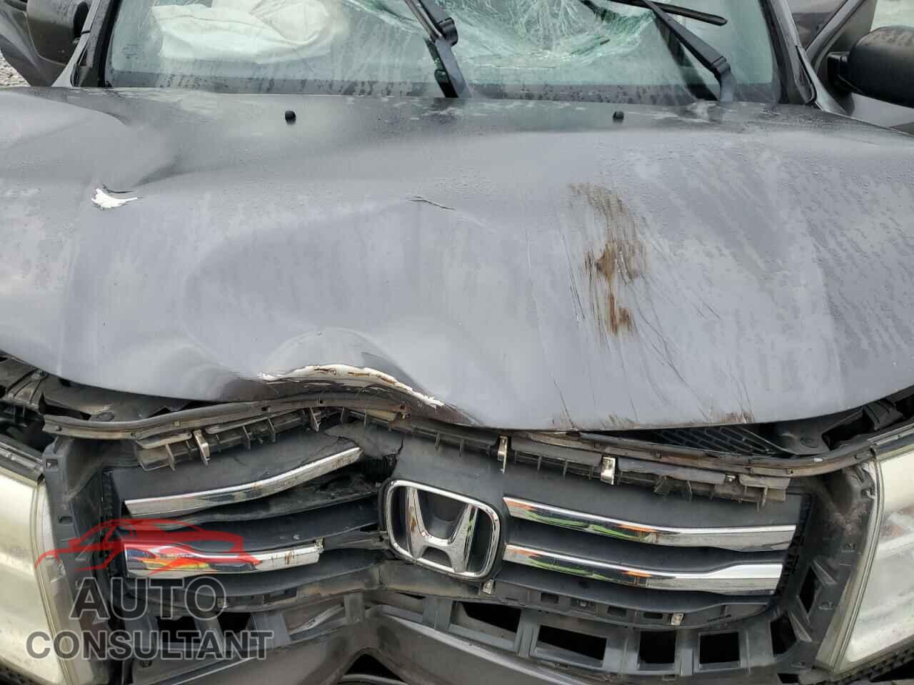 HONDA PILOT 2015 - 5FNYF3H27FB023701