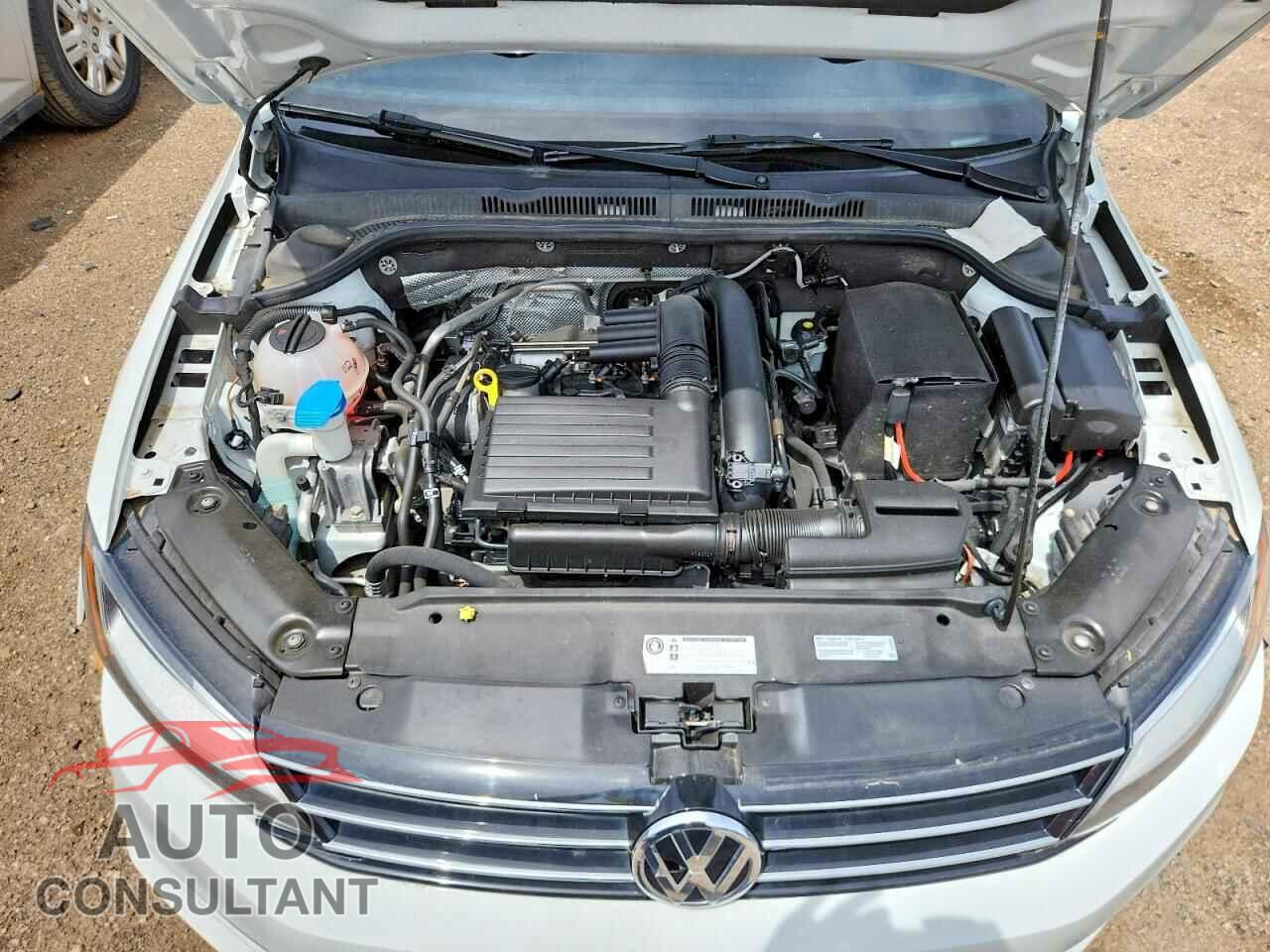 VOLKSWAGEN JETTA 2017 - 3VW2B7AJ8HM250515