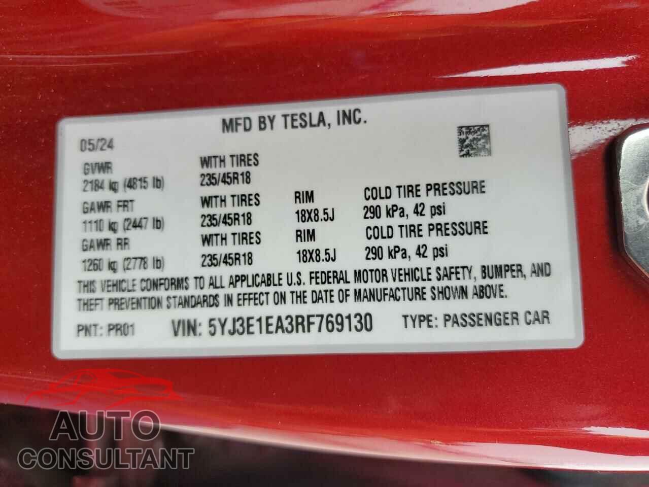 TESLA MODEL 3 2024 - 5YJ3E1EA3RF769130