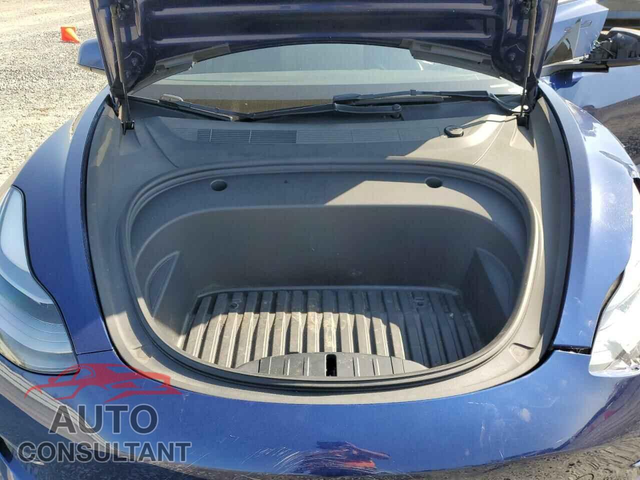 TESLA MODEL 3 2022 - 5YJ3E1EA8NF371941