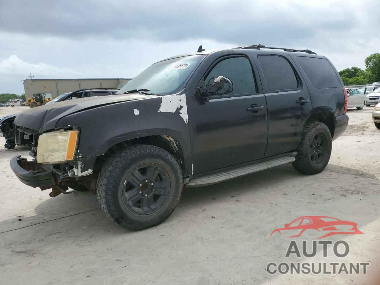 CHEVROLET TAHOE 2011 - 1GNSCAE01BR250030