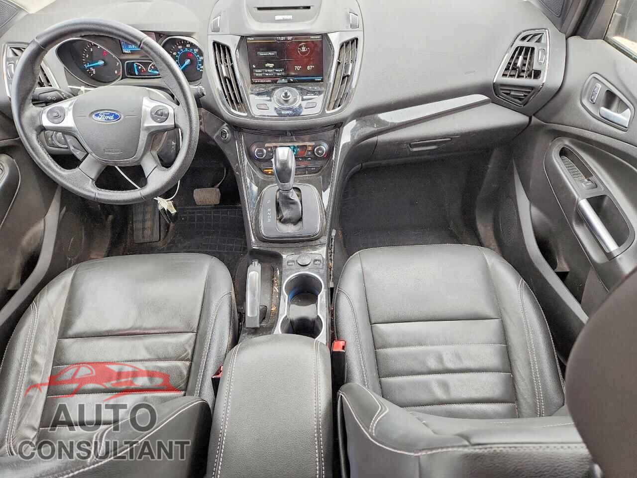 FORD ESCAPE 2015 - 1FMCU9J95FUB25866