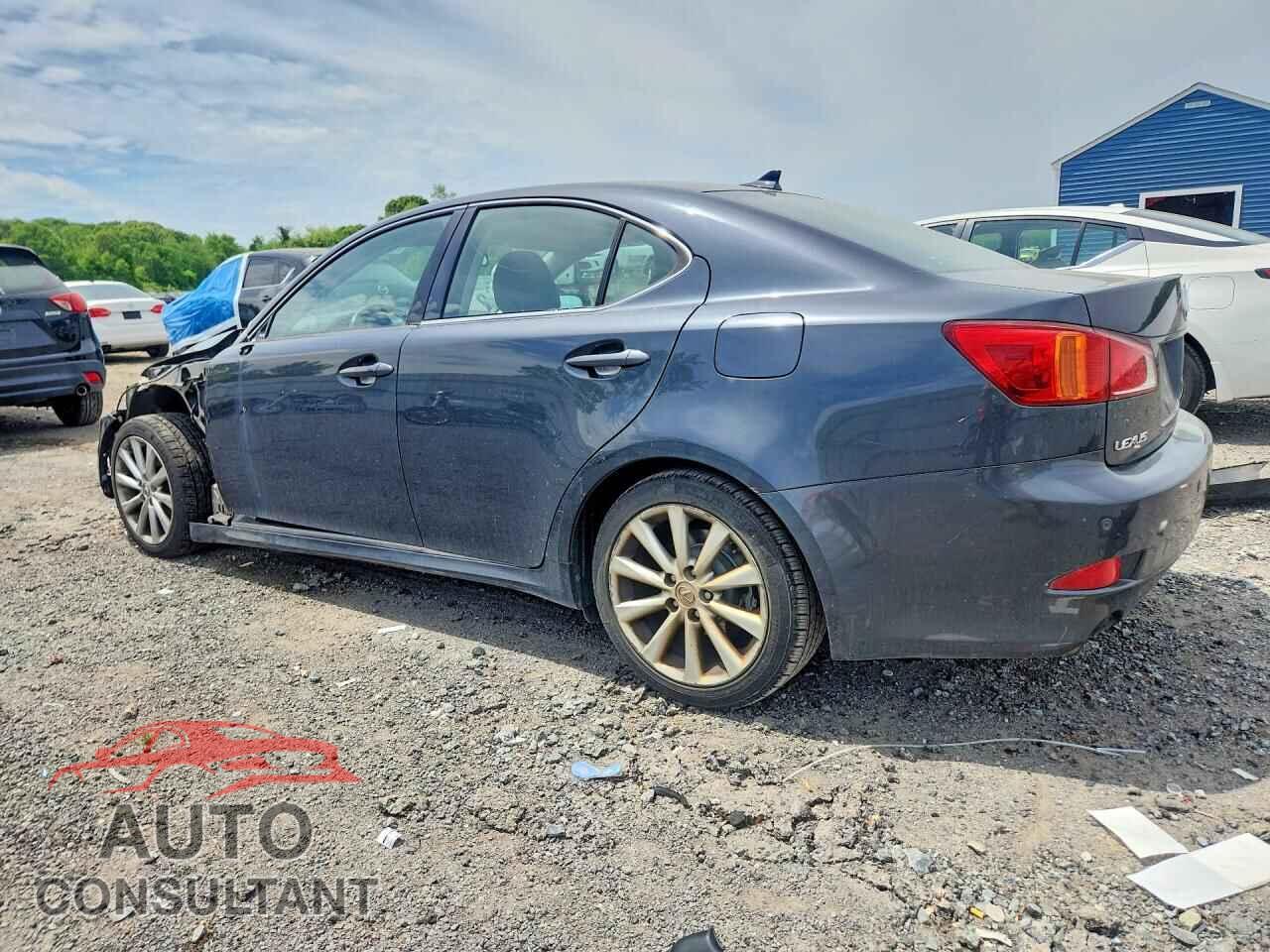 LEXUS IS 2009 - JTHCK262095029217