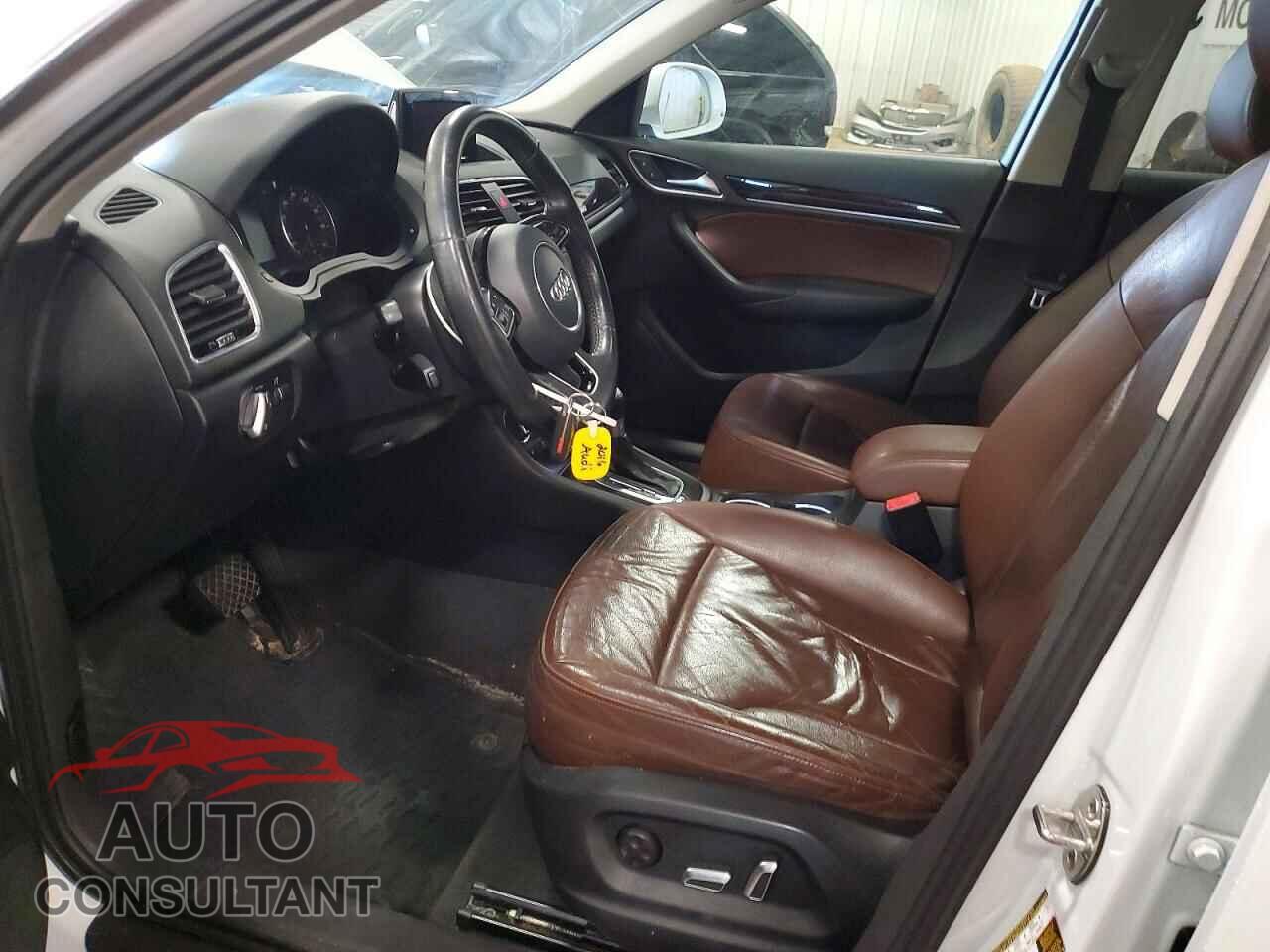 AUDI Q3 2016 - WA1EFCFS5GR014779