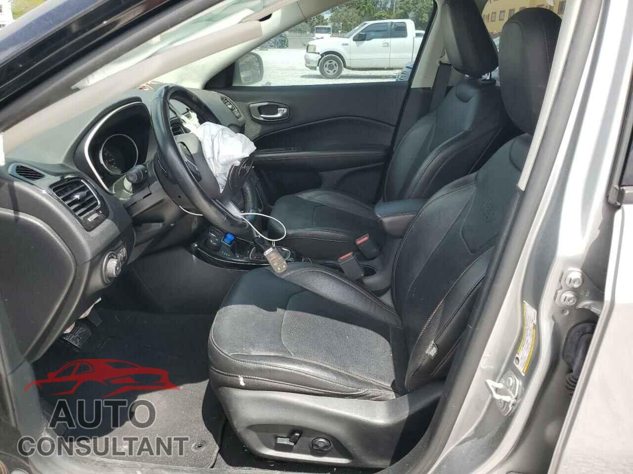JEEP COMPASS 2020 - 3C4NJDCB6LT246324