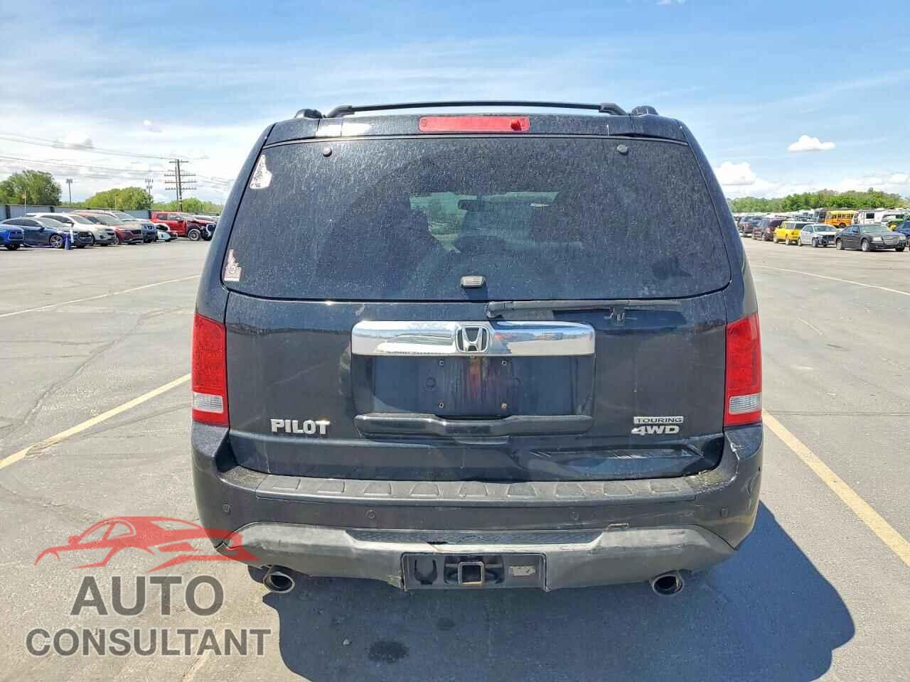 HONDA PILOT 2013 - 5FNYF4H91DB020082