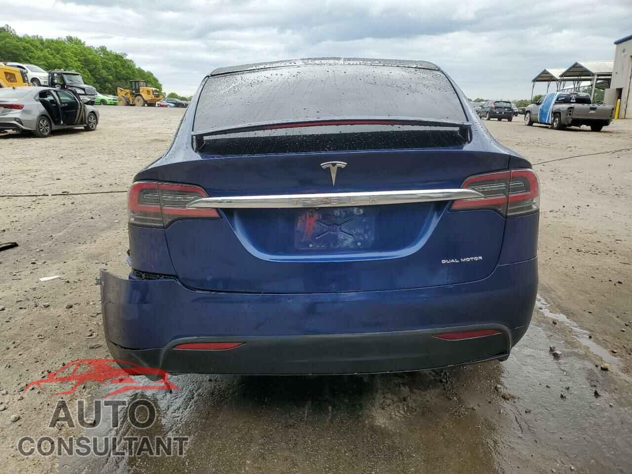 TESLA MODEL X 2020 - 5YJXCDE22LF303617