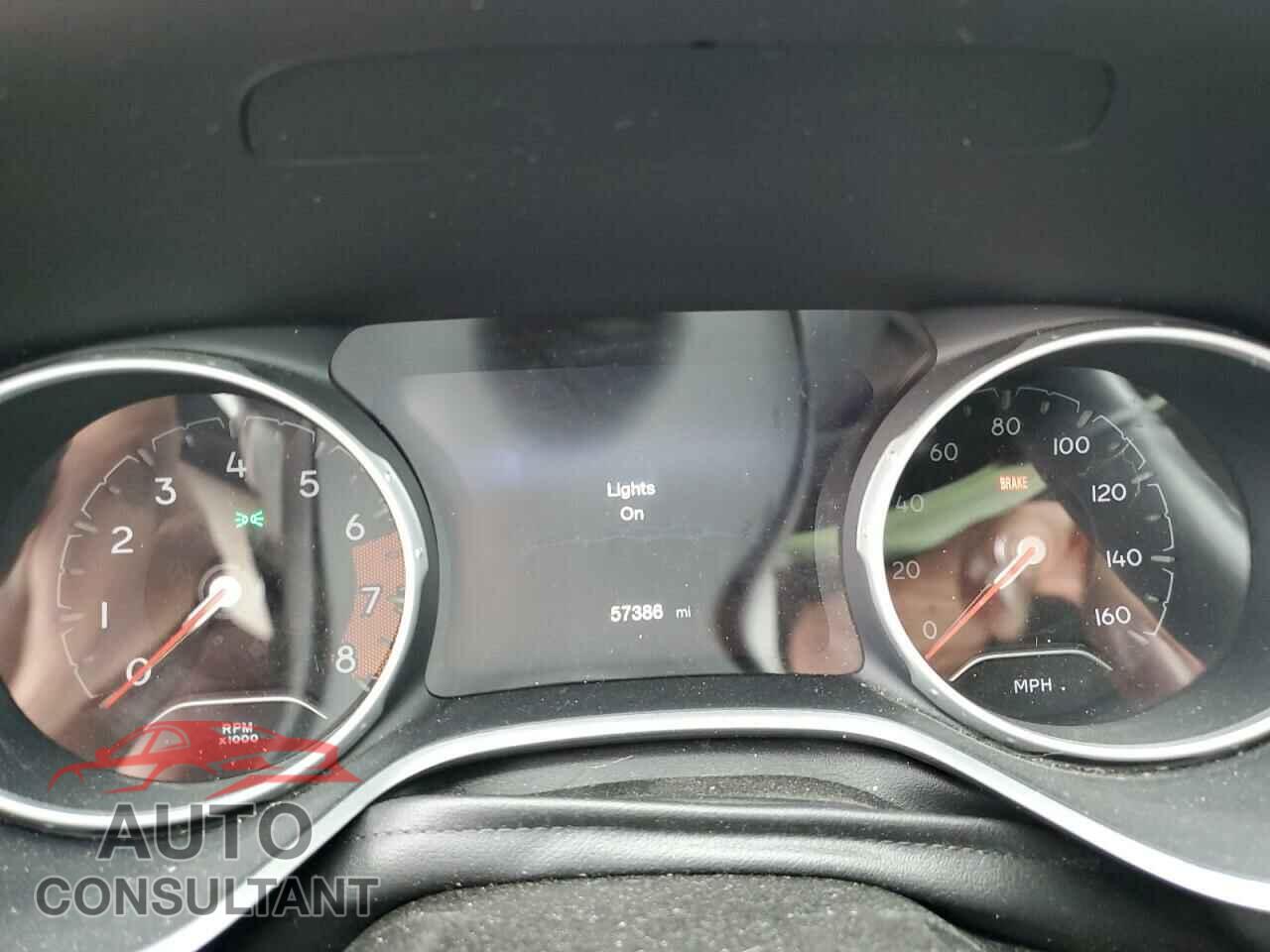 JEEP COMPASS 2018 - 3C4NJDBB2JT139026