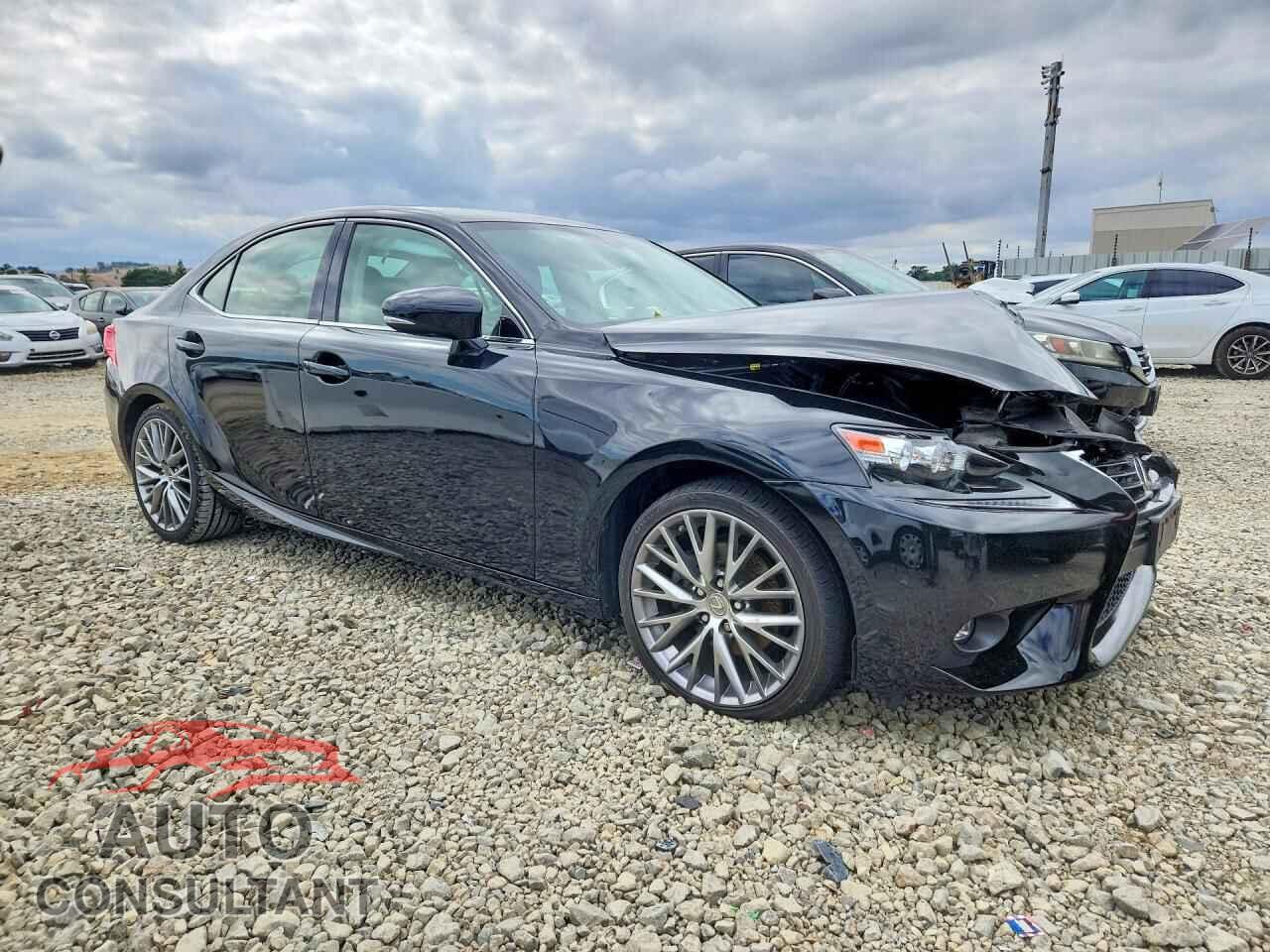 LEXUS IS 2015 - JTHCF1D22F5017678