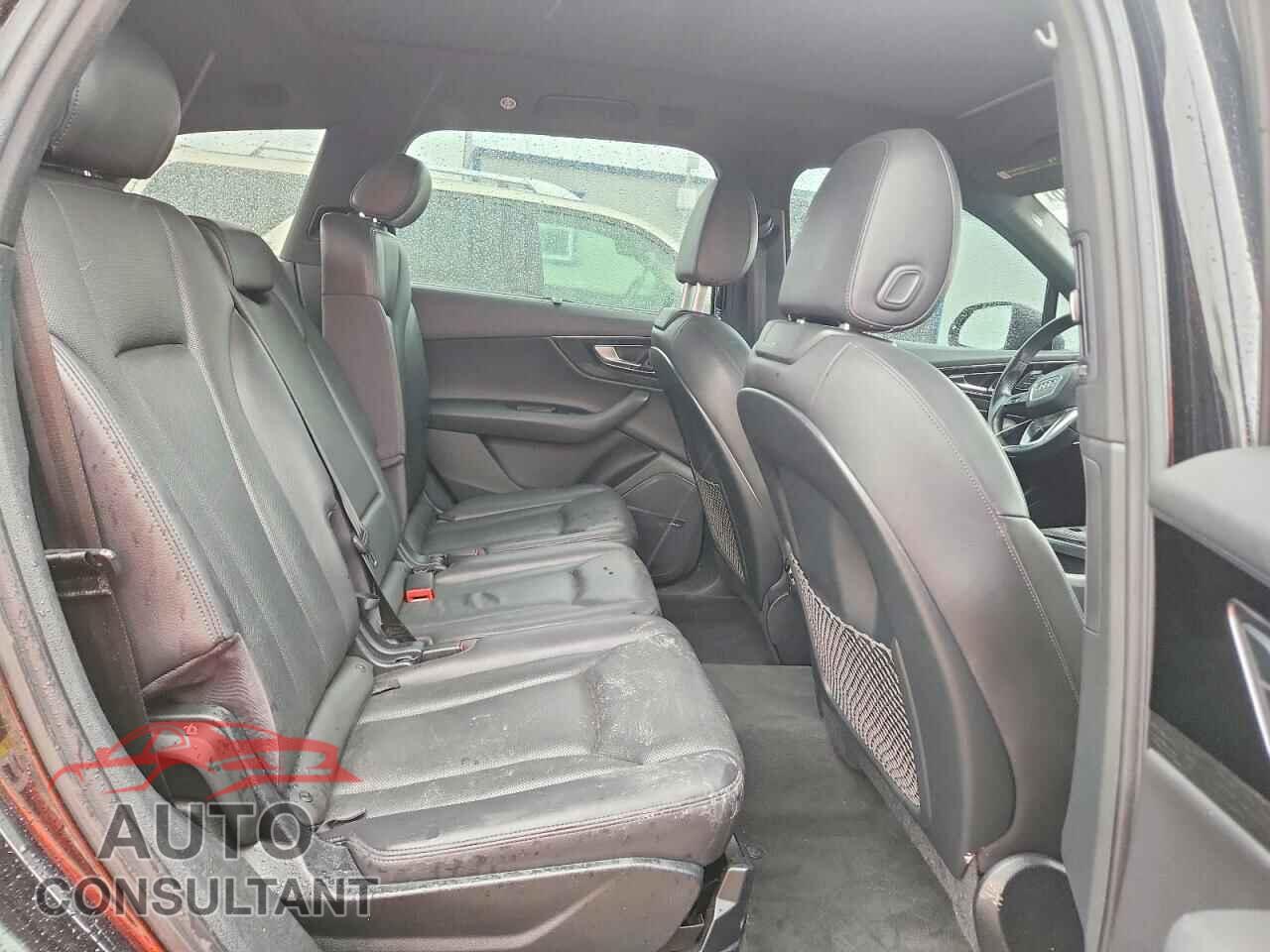 AUDI Q7 2017 - WA1VAAF77HD011766
