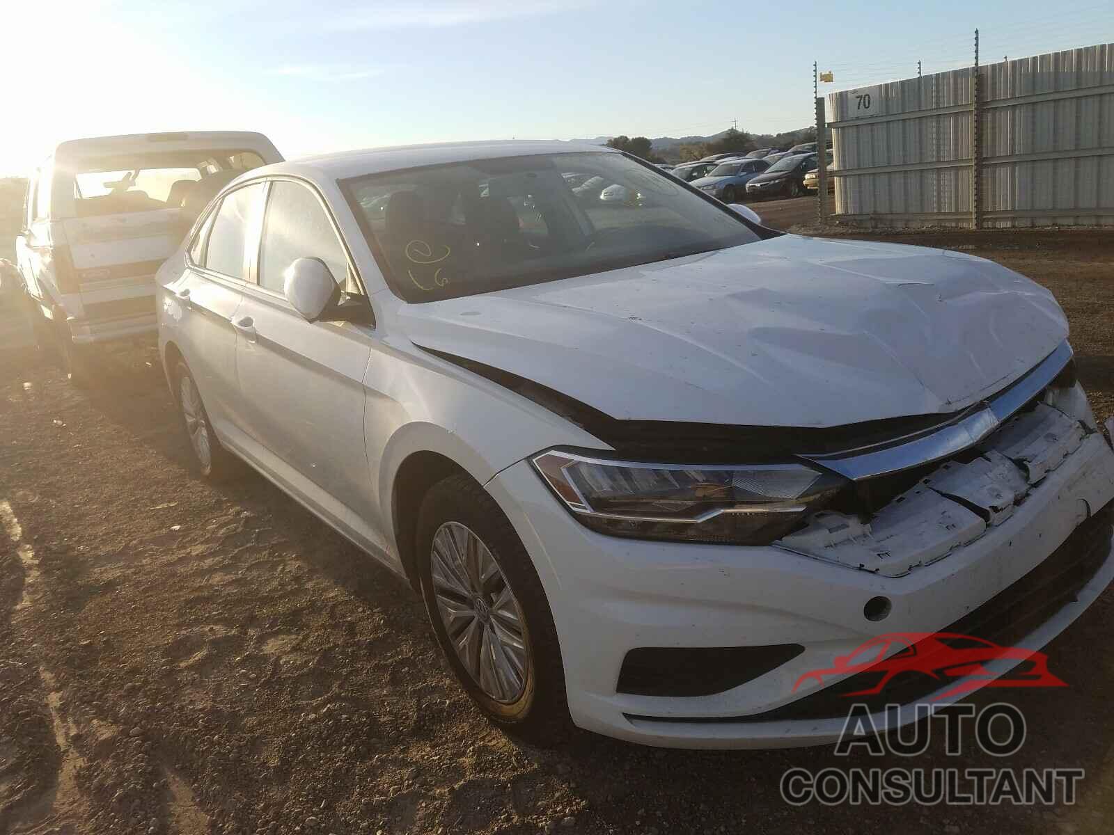 VOLKSWAGEN JETTA 2019 - 3VWC57BU2KM027446