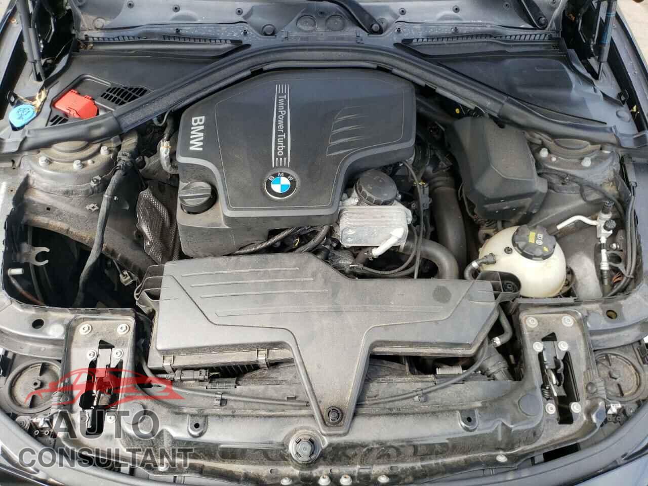 BMW 3 SERIES 2016 - WBA8E3G58GNU04603
