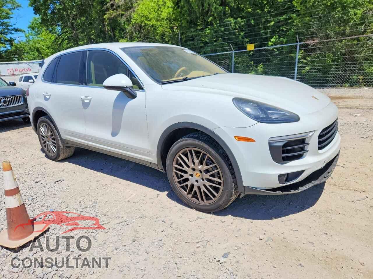 PORSCHE CAYENNE 2016 - WP1AB2A22GLA95260