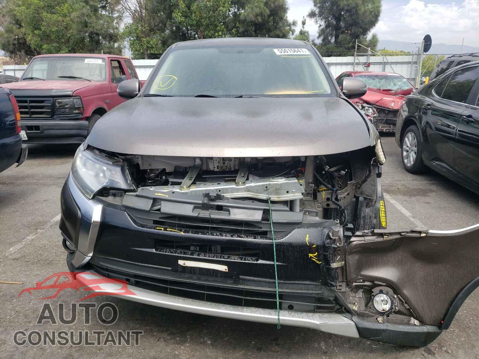 MITSUBISHI OUTLANDER 2017 - JA4AD3A32HZ001994