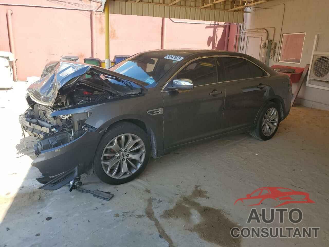 FORD TAURUS 2018 - 1FAHP2F87JG102207