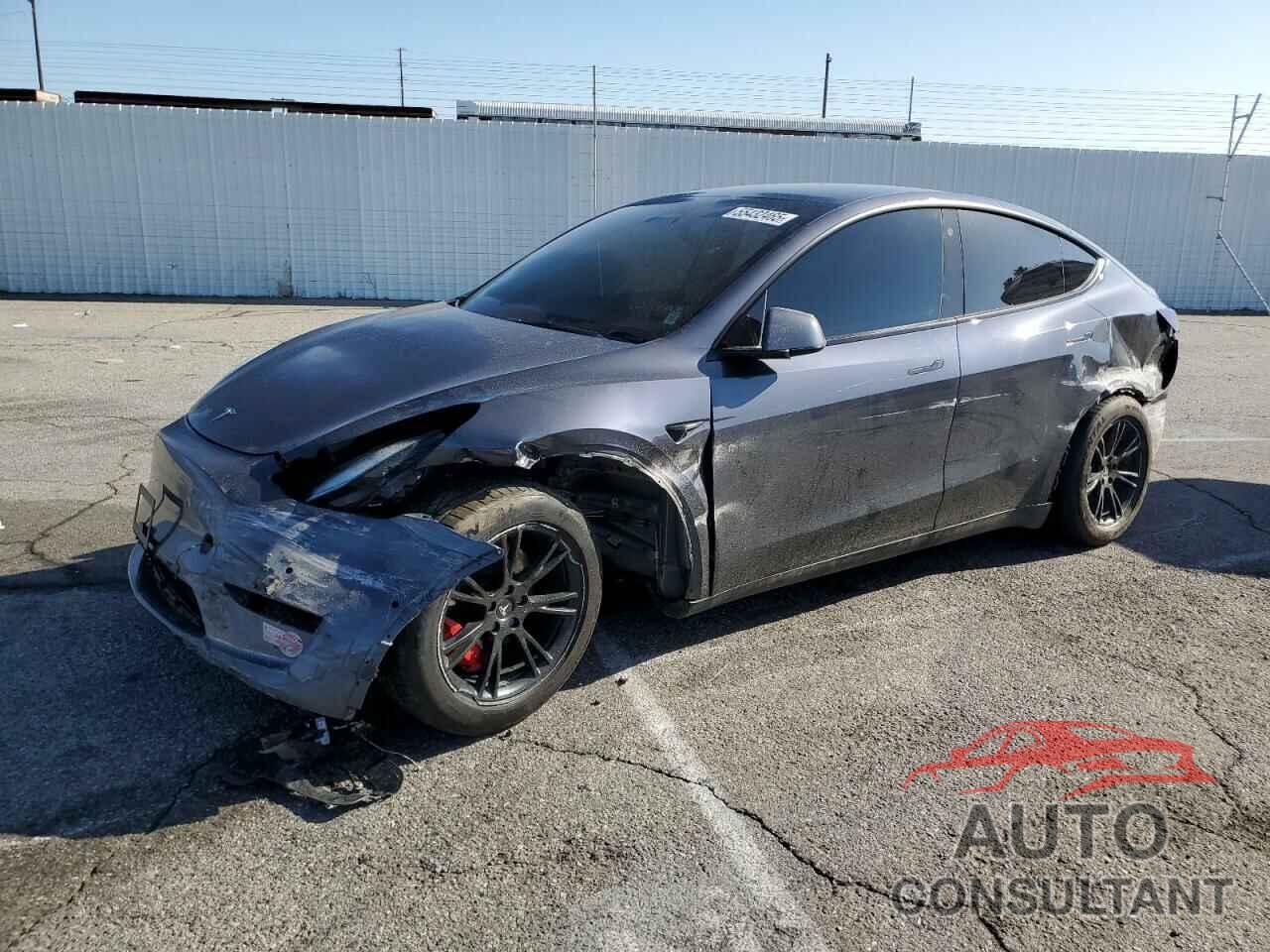 TESLA MODEL Y 2022 - 7SAYGDEF8NF493750