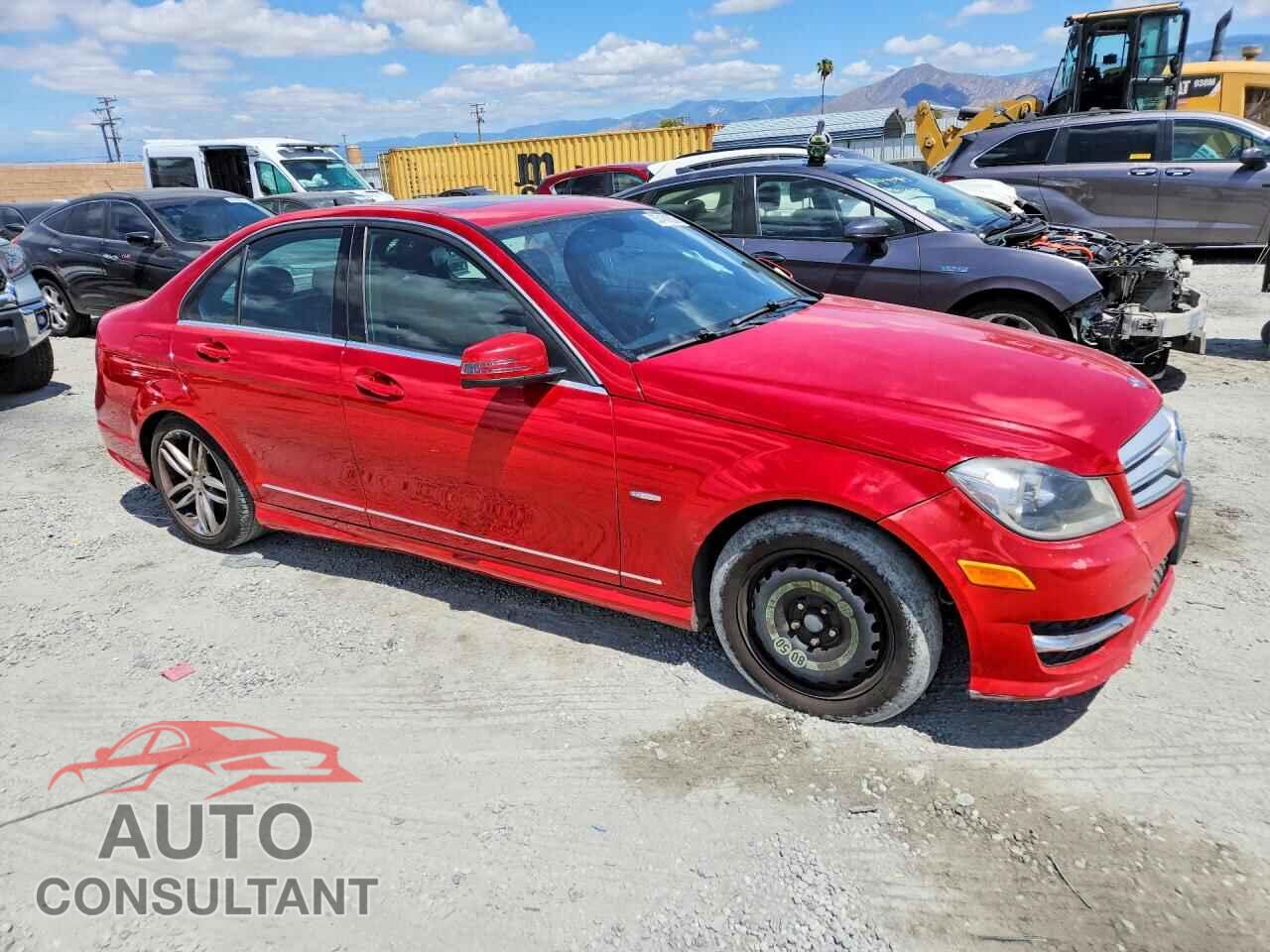 MERCEDES-BENZ C-CLASS 2012 - WDDGF4HB5CR236174