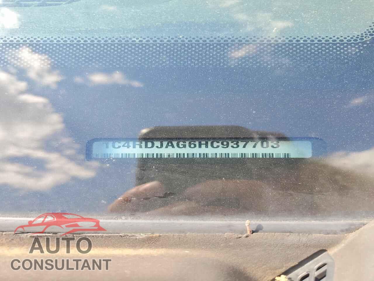 DODGE DURANGO 2017 - 1C4RDJAG6HC937703
