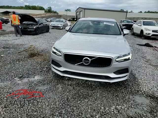 VOLVO S90 2018 - LVY982AK3JP018361