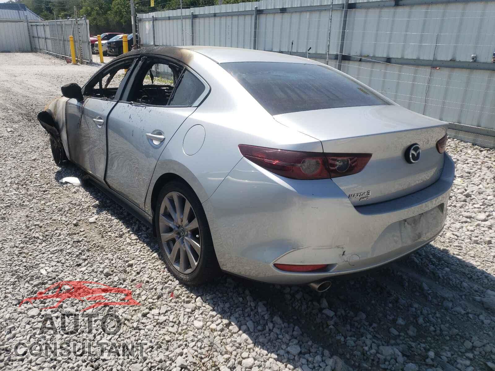 MAZDA 3 2019 - JM1BPBAM6K1117144