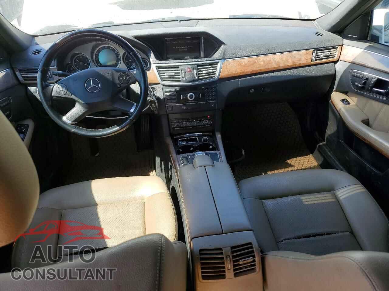 MERCEDES-BENZ E-CLASS 2011 - WDDHF2EB9BA372852