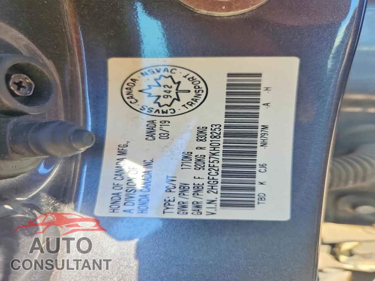 HONDA CIVIC 2019 - 2HGFC2F57KH018253