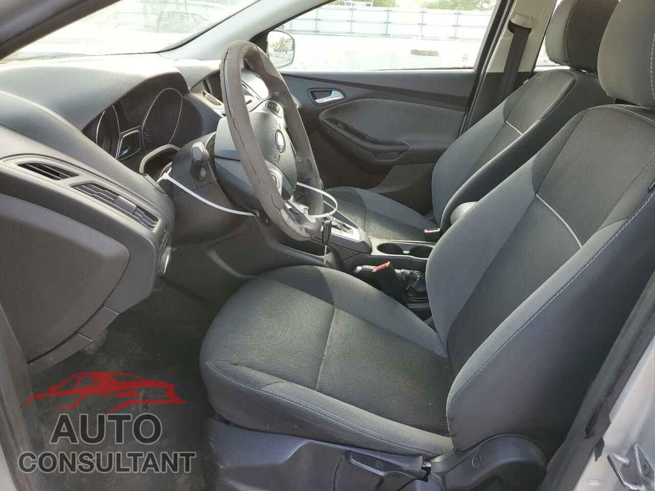 FORD FOCUS 2014 - 1FADP3K26EL133094