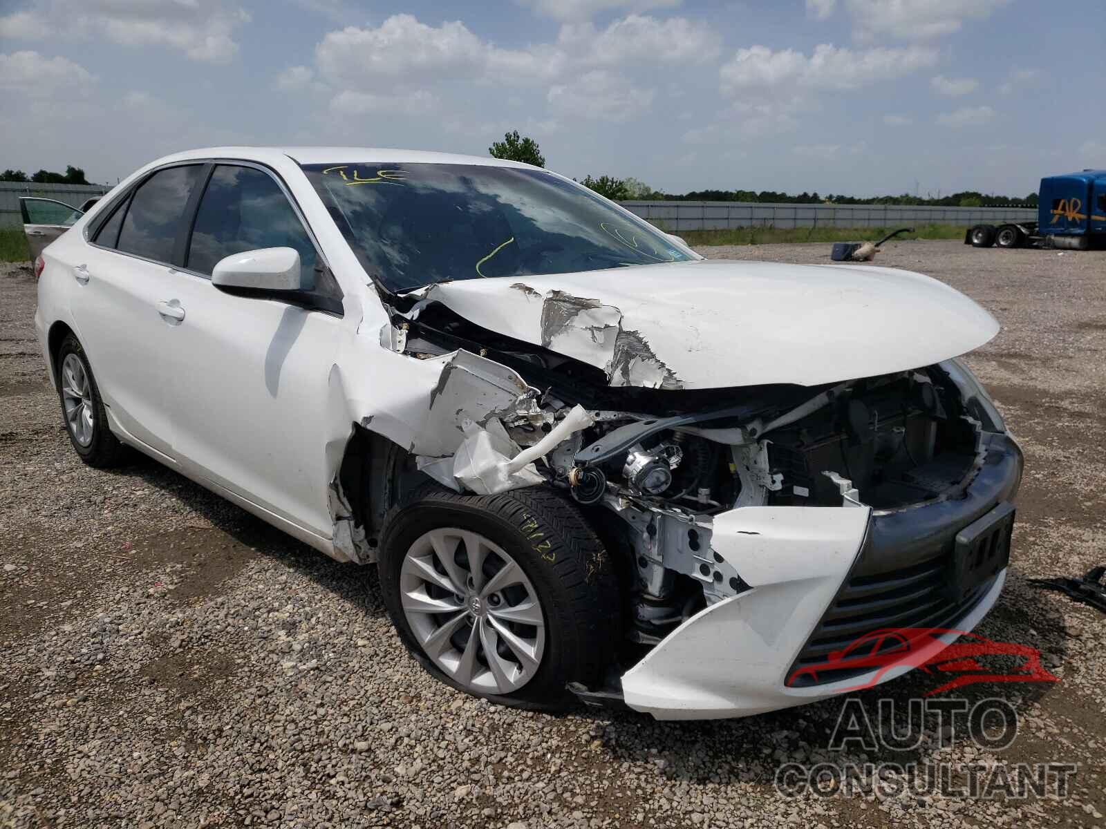 TOYOTA CAMRY 2016 - 4T4BF1FK8GR531571