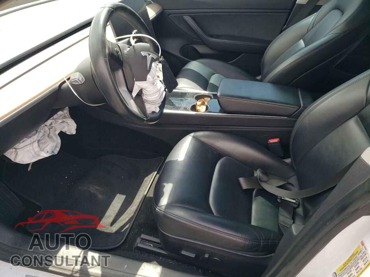 TESLA MODEL 3 2018 - 5YJ3E1EB3JF134454