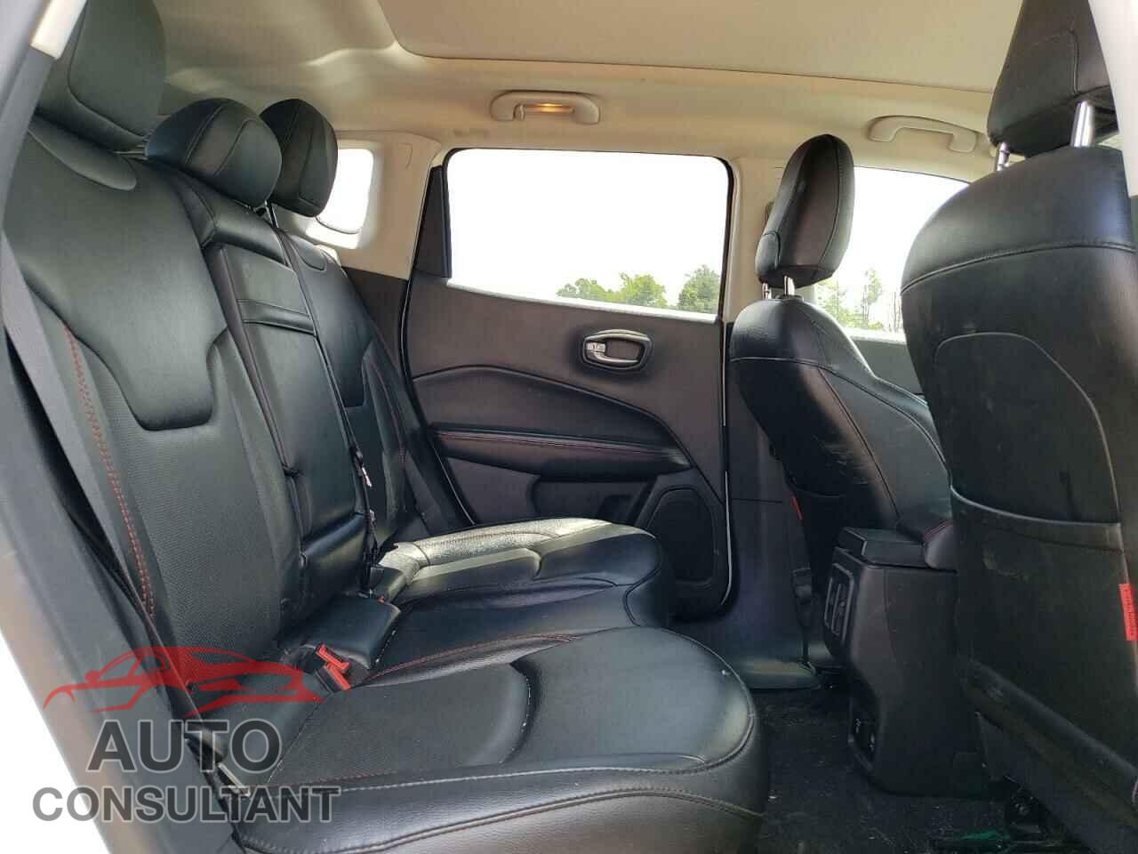 JEEP COMPASS 2020 - 3C4NJDDB3LT131856
