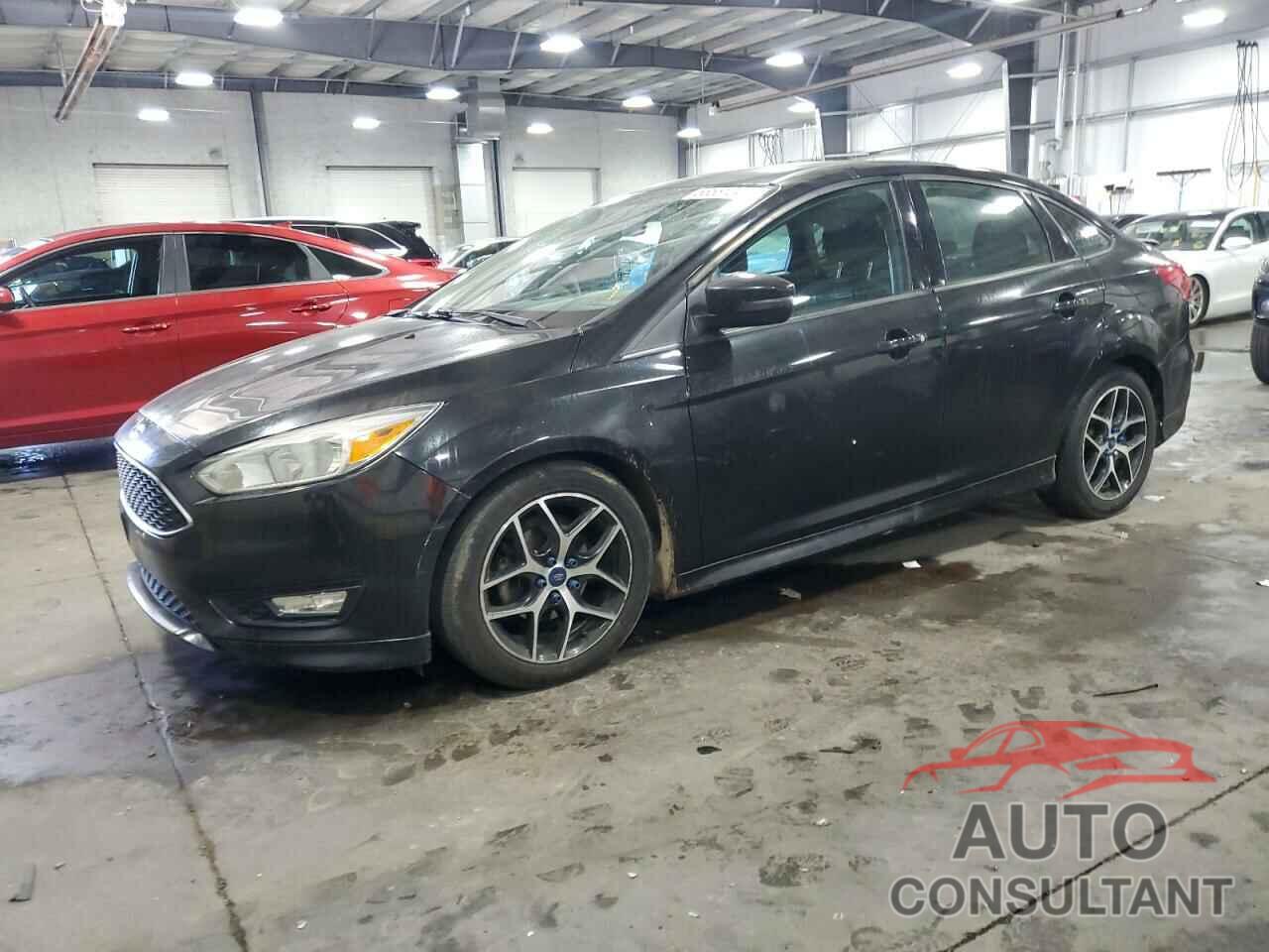 FORD FOCUS 2015 - 1FADP3F26FL220649