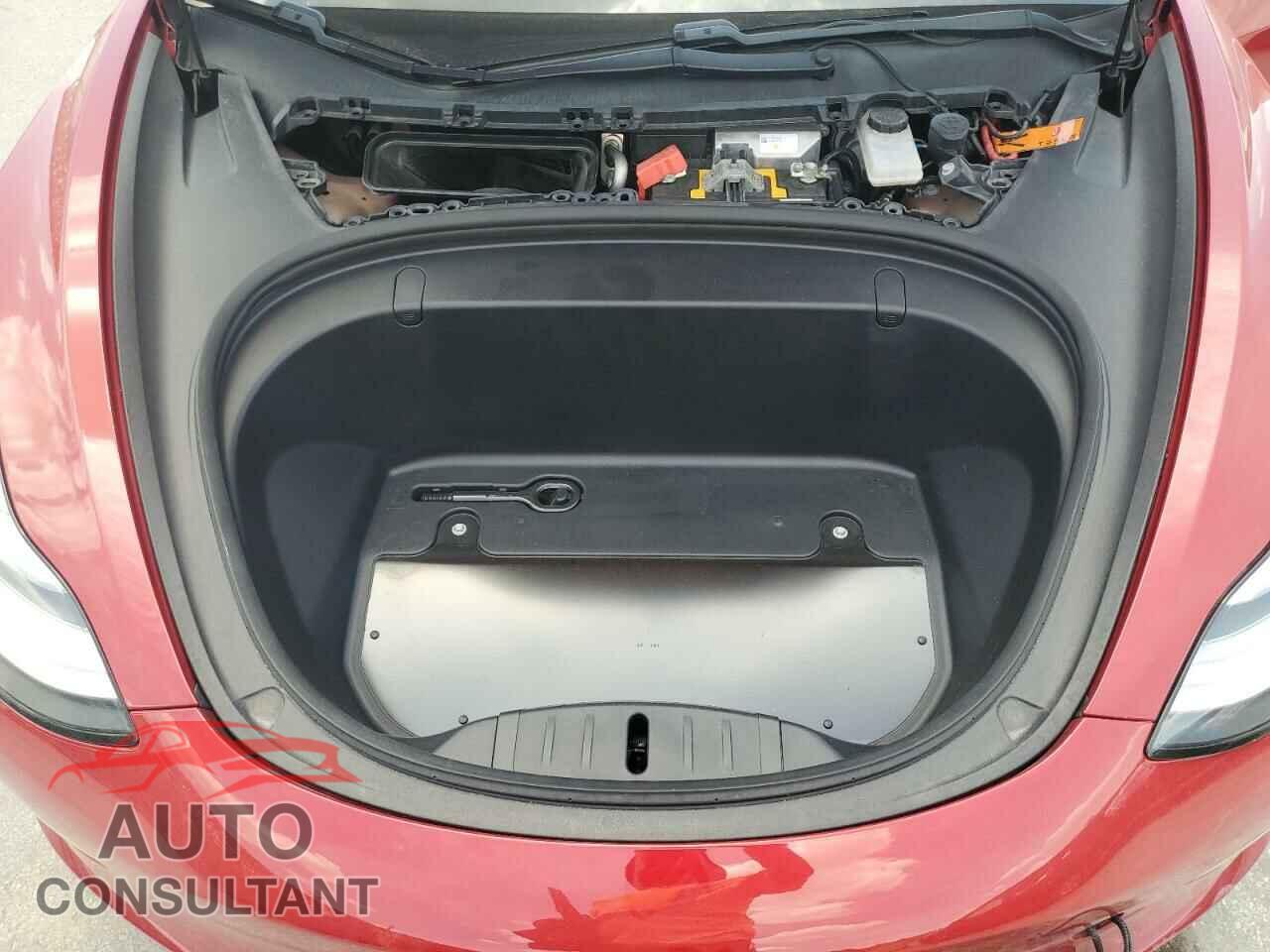 TESLA MODEL 3 2018 - 5YJ3E1EB8JF054552