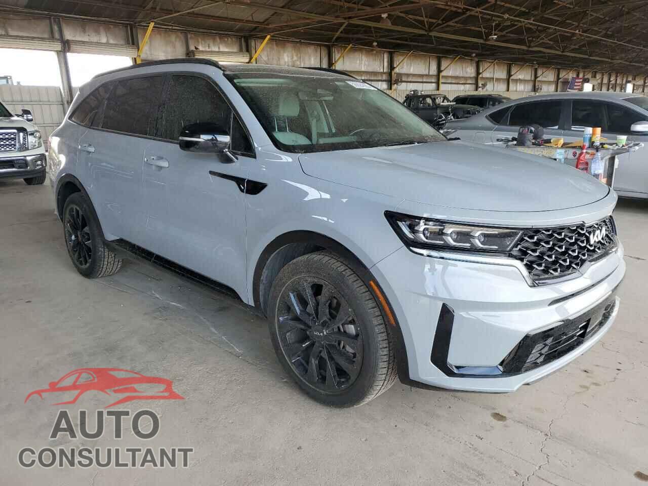 KIA SORENTO 2023 - 5XYRK4LF3PG224389