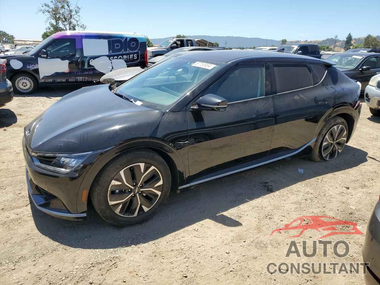 KIA EV6 LIGHT 2022 - KNDC34LA7N5053773