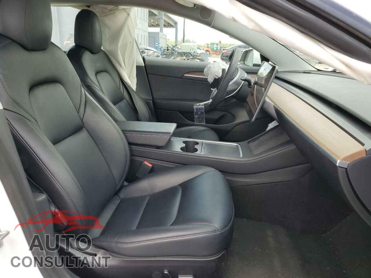 TESLA MODEL 3 2021 - 5YJ3E1EA2MF047723