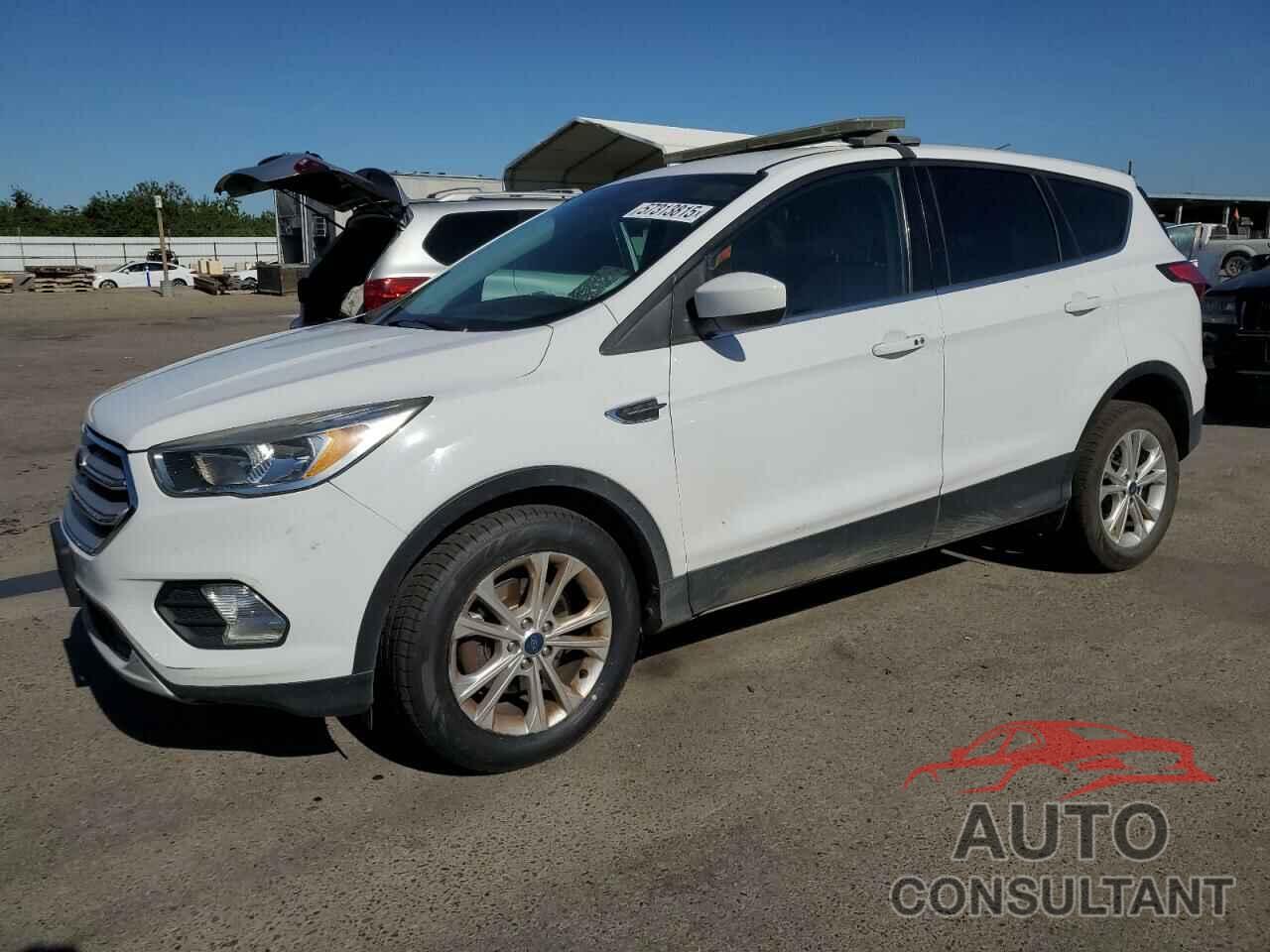 FORD ESCAPE 2019 - 1FMCU0GD1KUB32248
