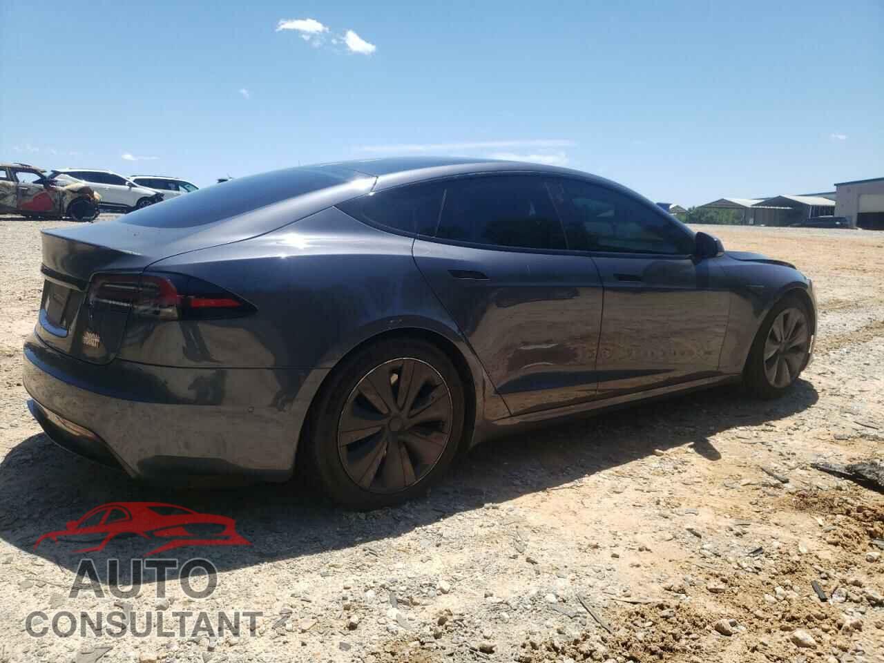 TESLA MODEL S 2022 - 5YJSA1E66NF488100
