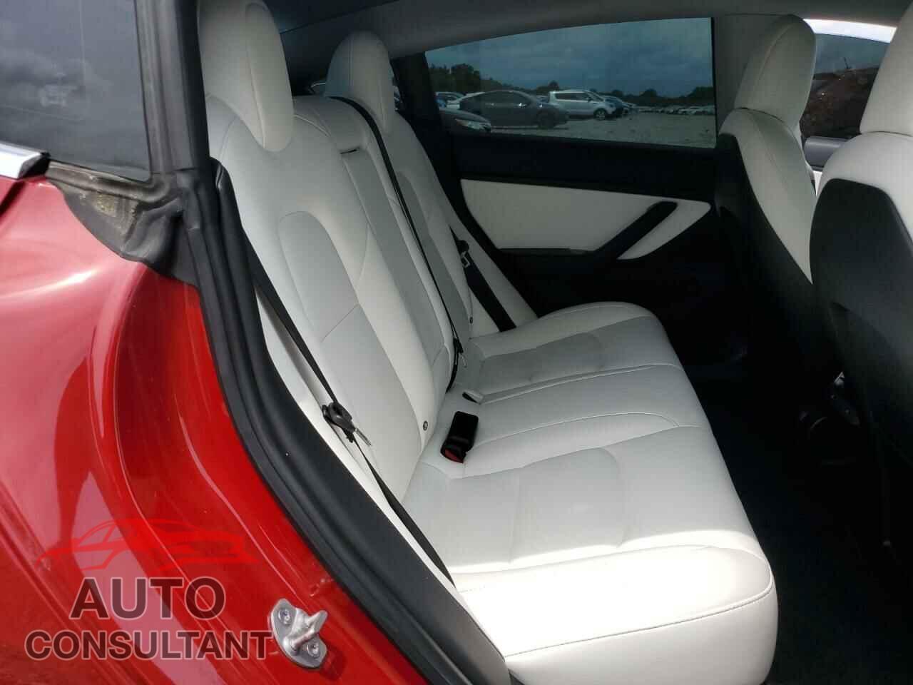 TESLA MODEL 3 2018 - 5YJ3E1EB3JF079911