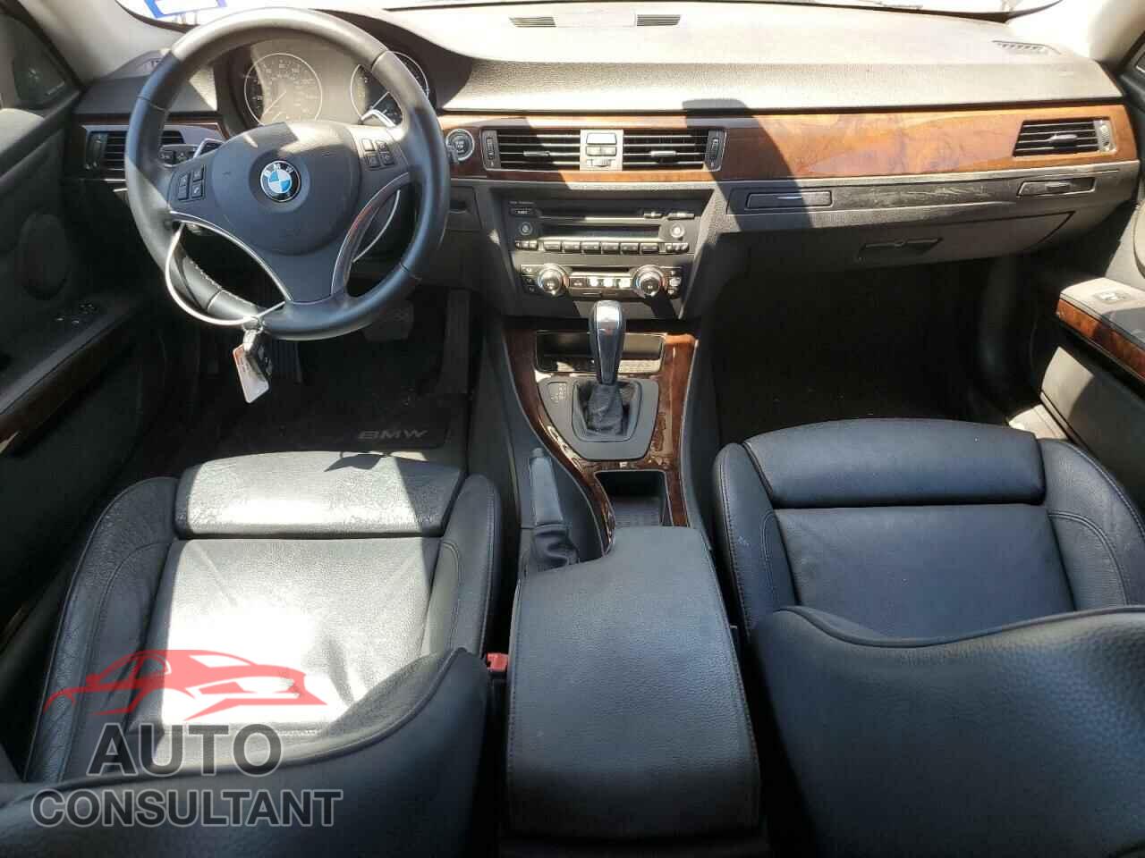 BMW 3 SERIES 2011 - WBAKE3C59BE557740