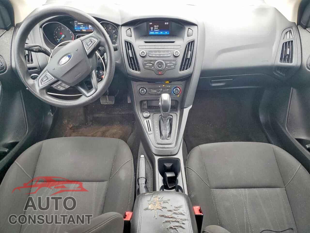 FORD FOCUS 2016 - 1FADP3F23GL390193