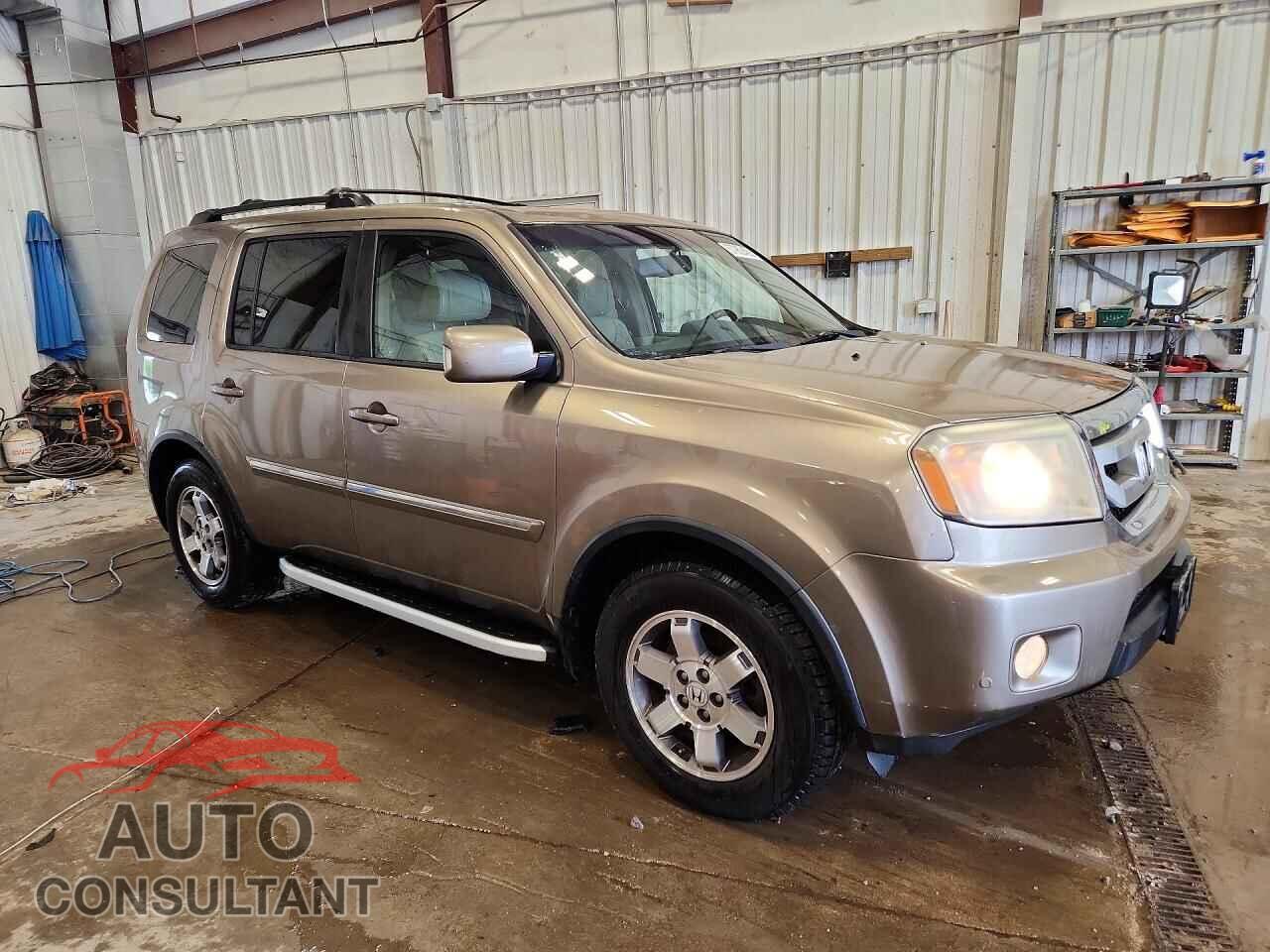 HONDA PILOT 2009 - 5FNYF48989B050056