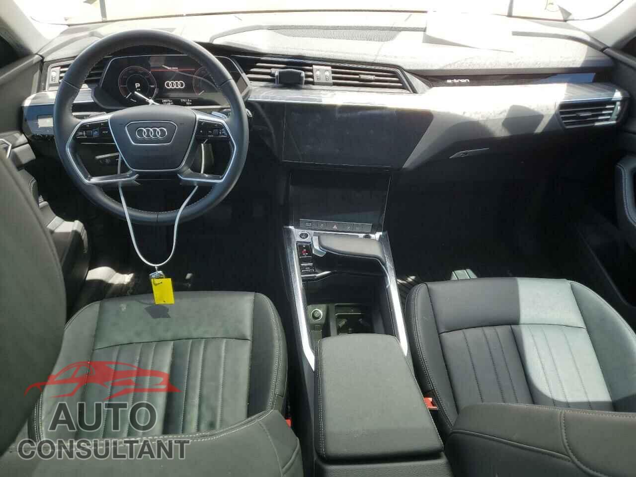 AUDI E-TRON 2021 - WA1AAAGE3MB034608