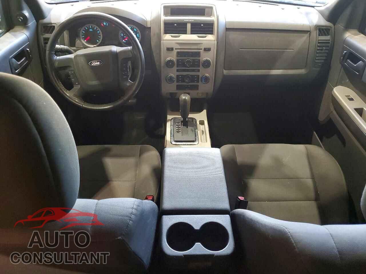 FORD ESCAPE 2011 - 1FMCU0DG2BKC05783