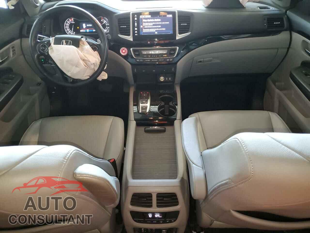 HONDA PILOT 2017 - 5FNYF6H90HB062339