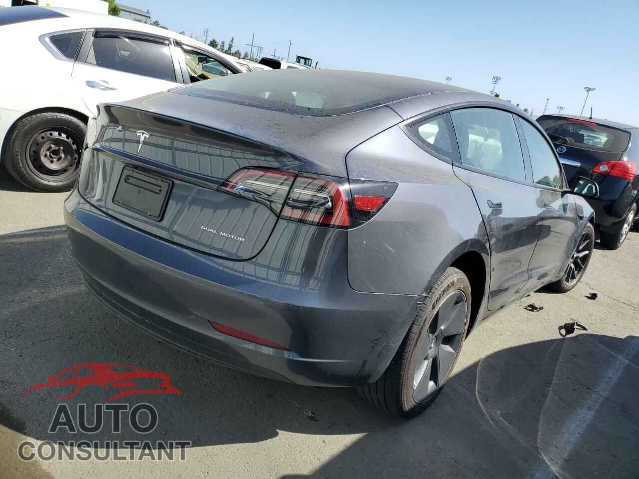 TESLA MODEL 3 2023 - 5YJ3E1EB4PF675974