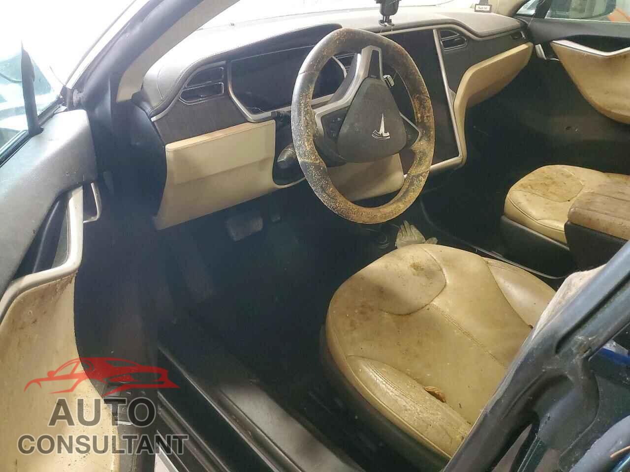 TESLA MODEL S 2013 - 5YJSA1AC1DFP10732