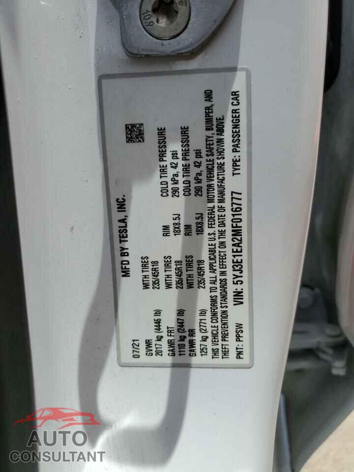 TESLA MODEL 3 2021 - 5YJ3E1EA2MF016777