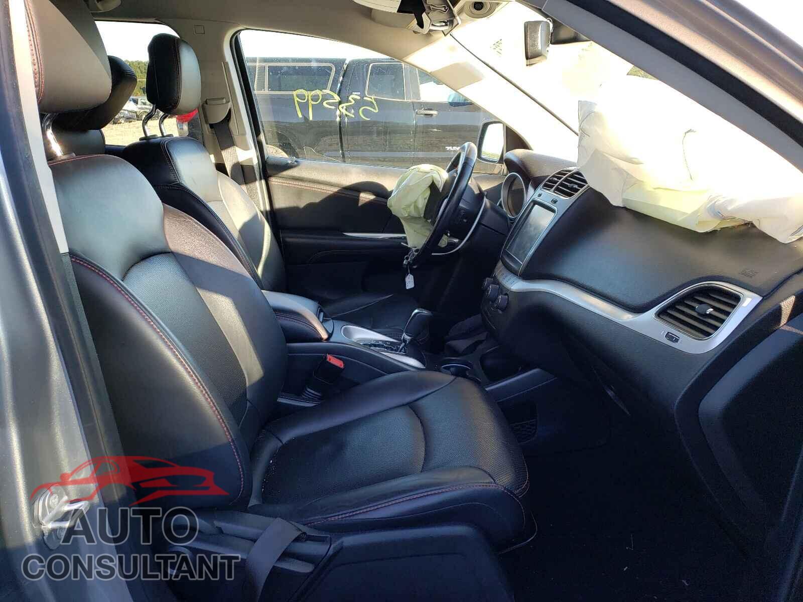DODGE JOURNEY 2019 - 3C4PDDEG8KT745925